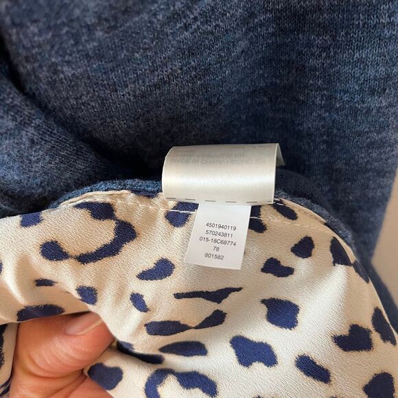 Chico’s Cardigan Leopard print paisley Size 1 women’s medium sweater winter swe - Picture 5 of 7